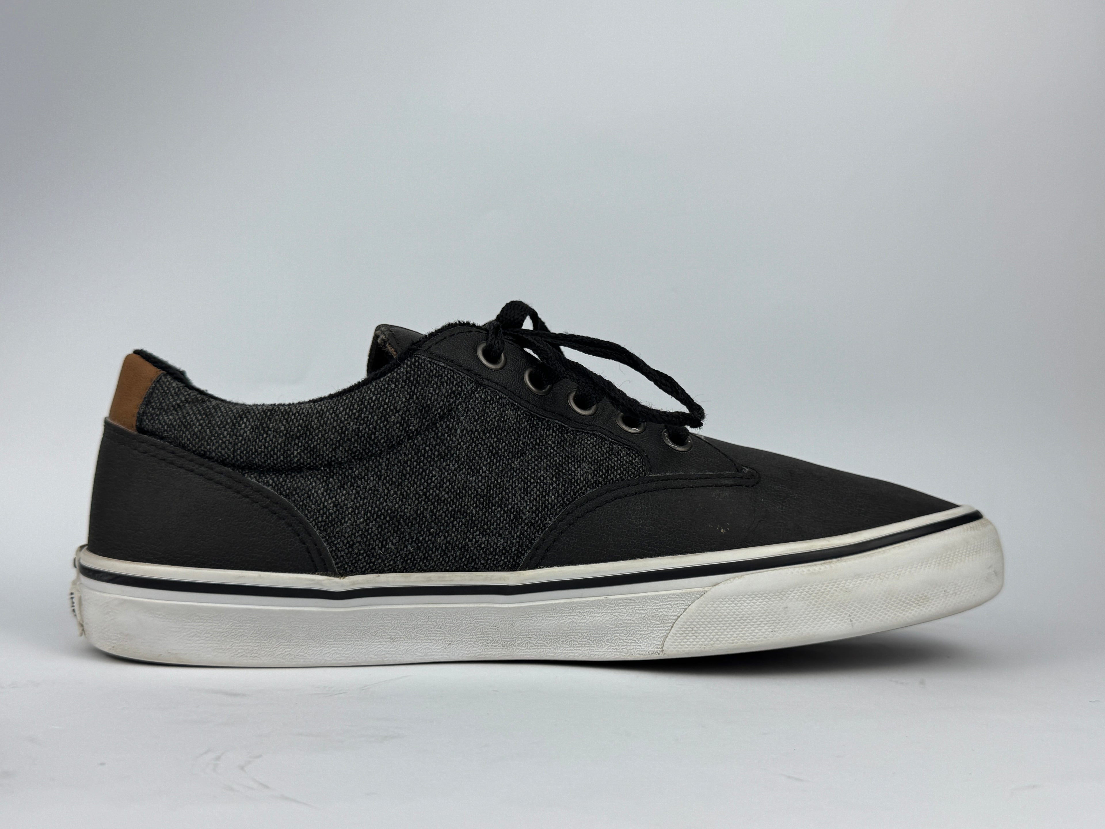 VANS FAUX LEATHER