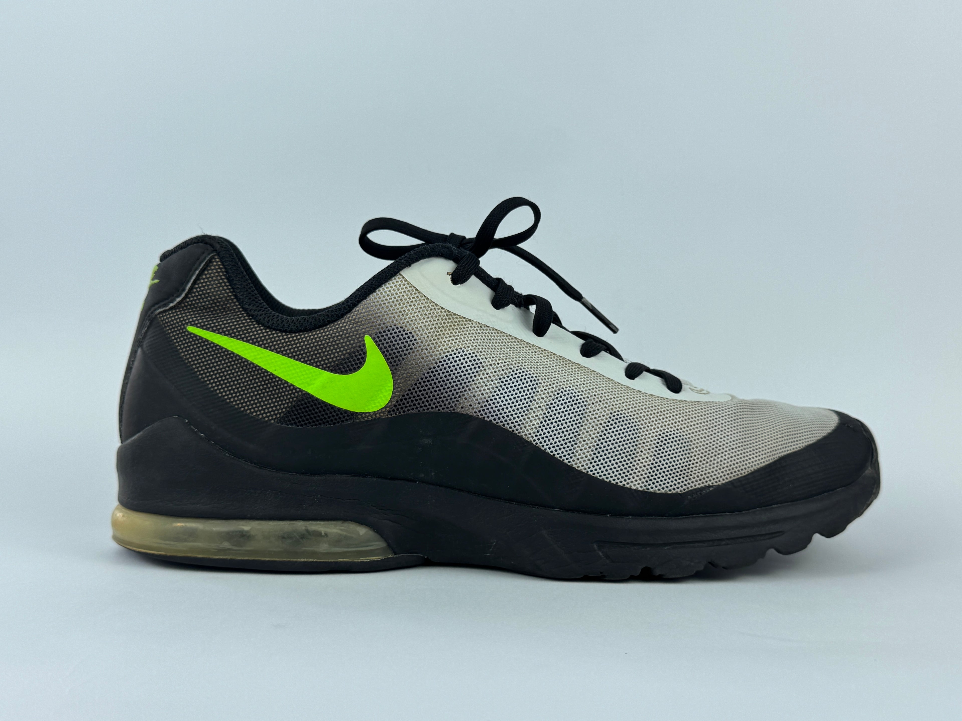 NIKE AIR MAX INVIGOR