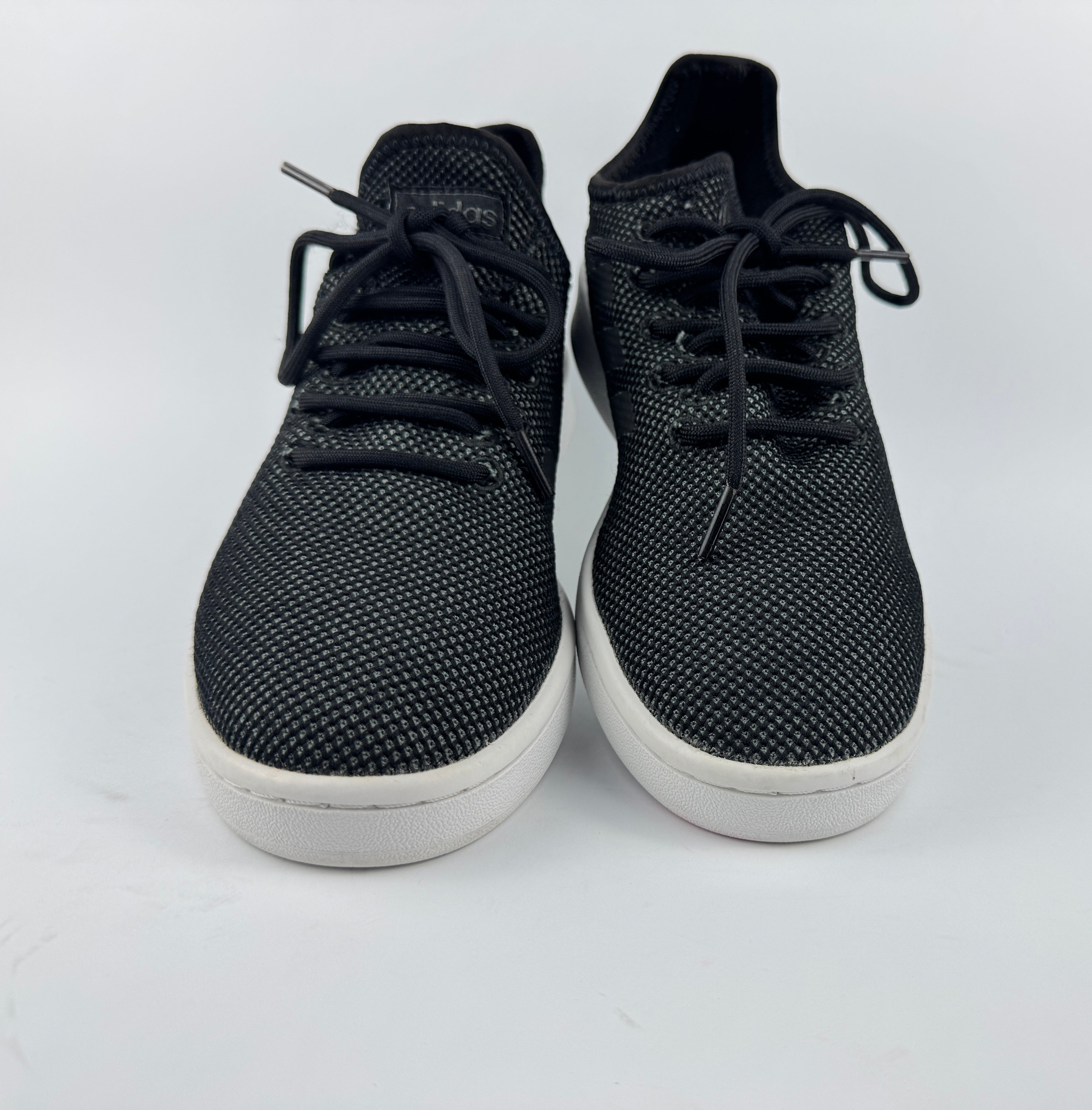 ADIDAS COURT ADAPT