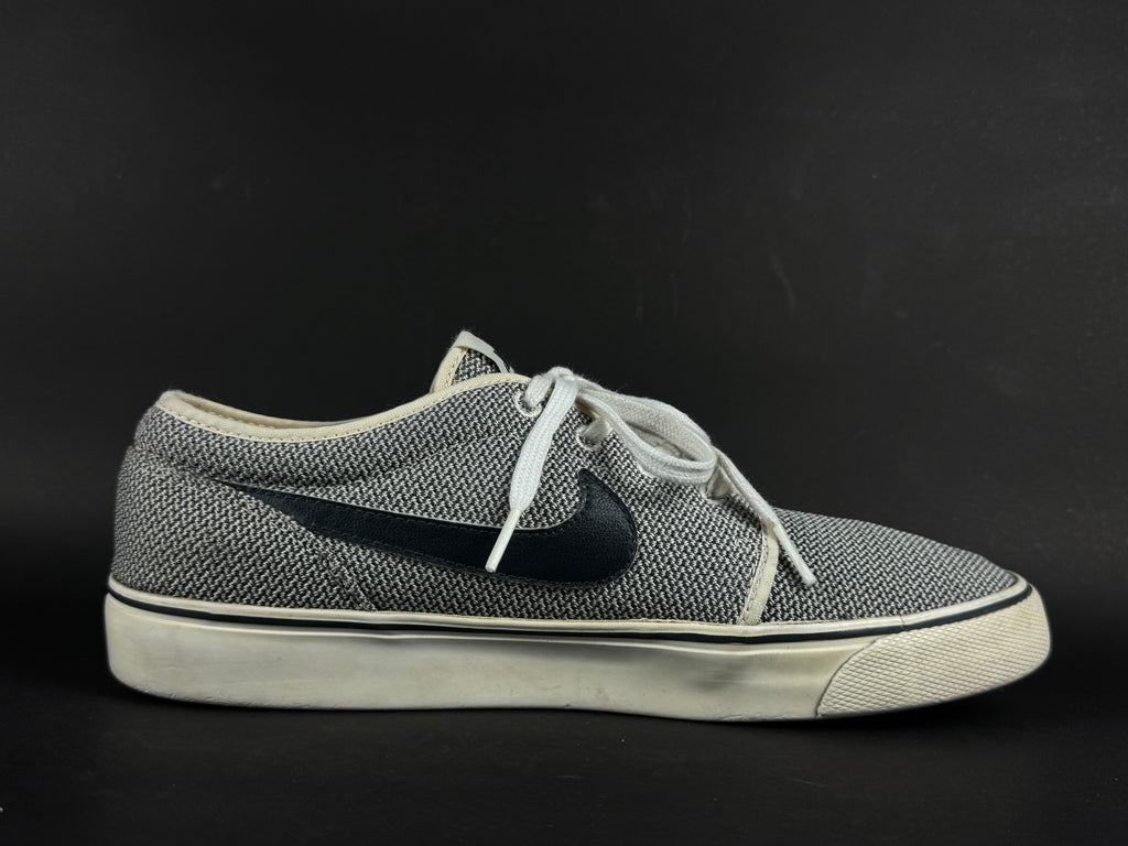 Nike Toki Low TXT