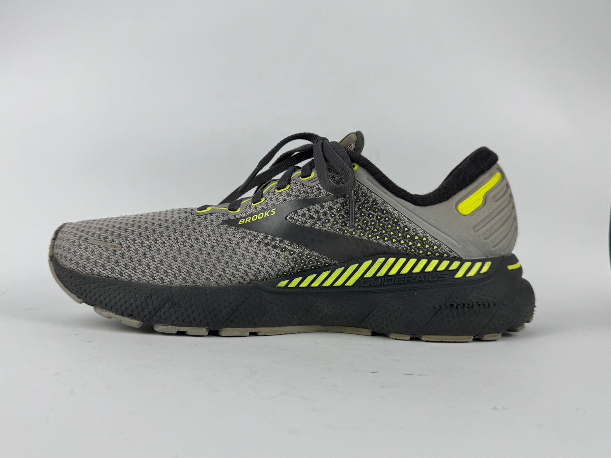 Brooks Adrenaline