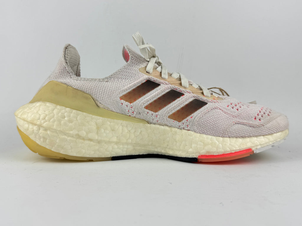 Adidas Ultraboost 22