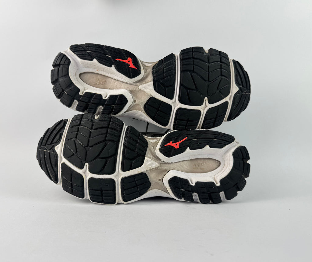 Mizuno Wave Inspire