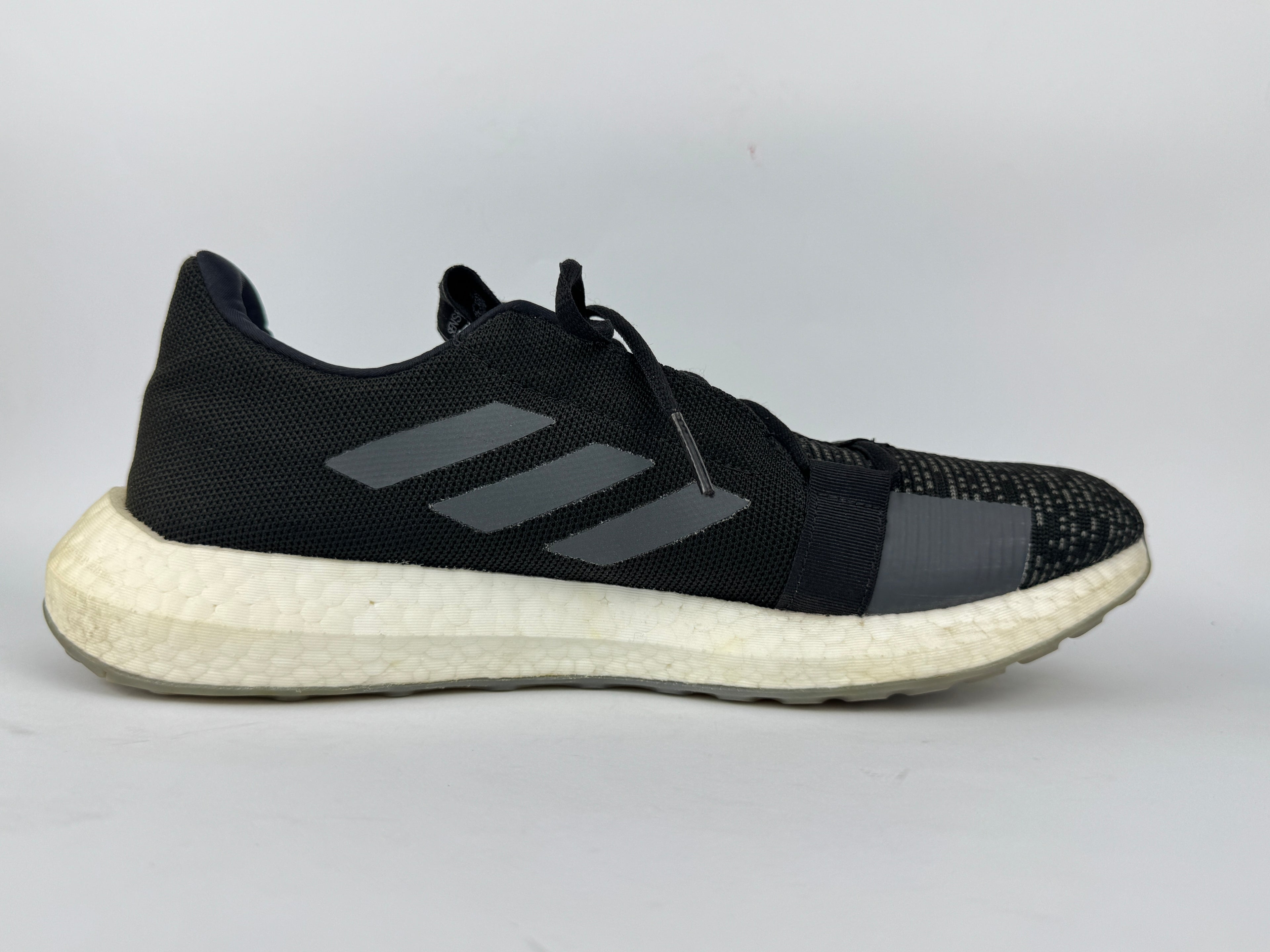 ADIDAS SENCEBOOST GO