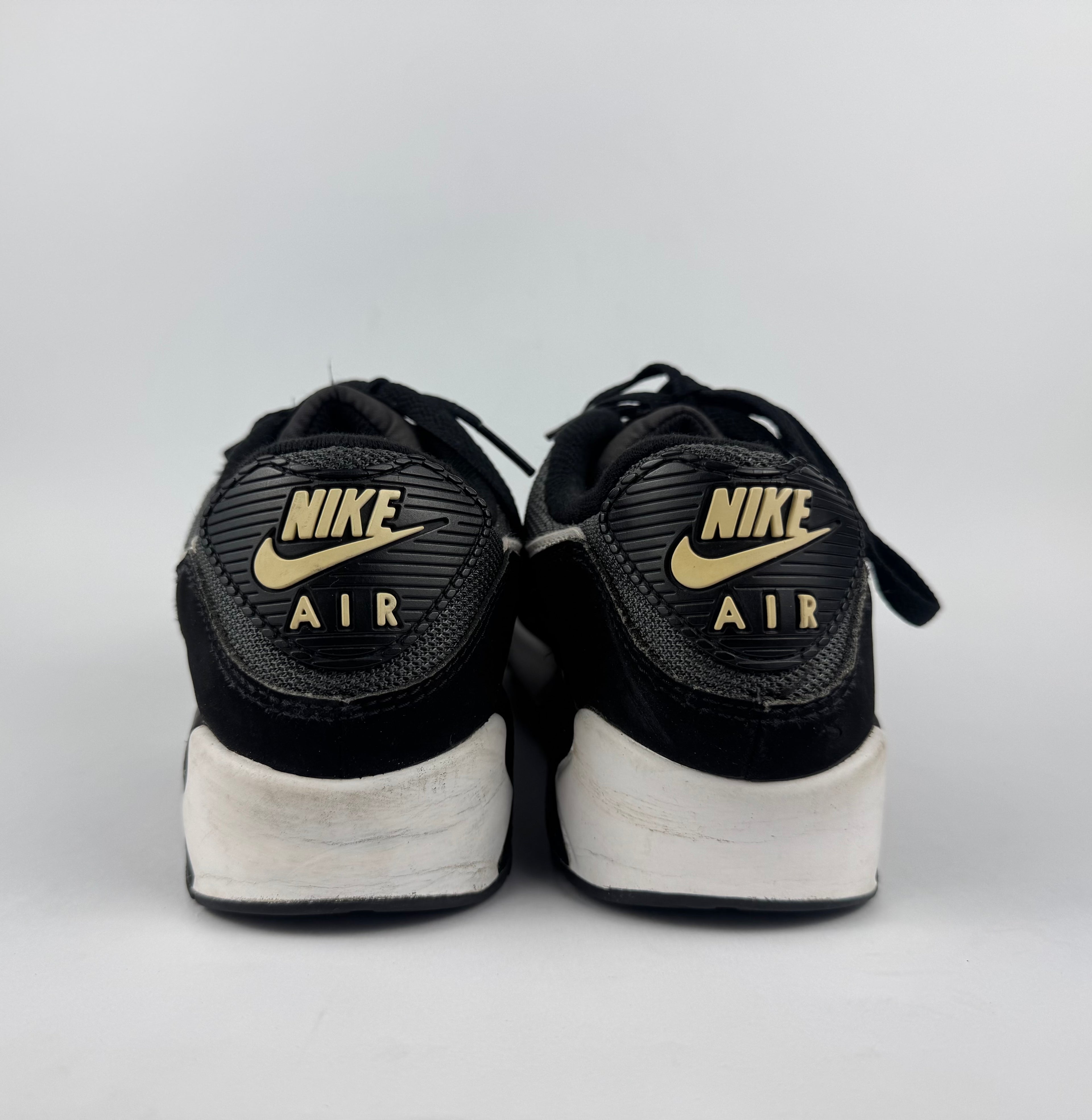 NIKE AIR MAX 90