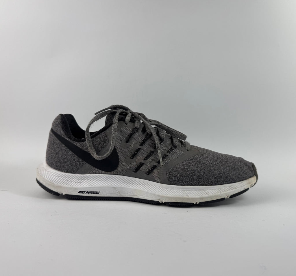 Nike Swift
