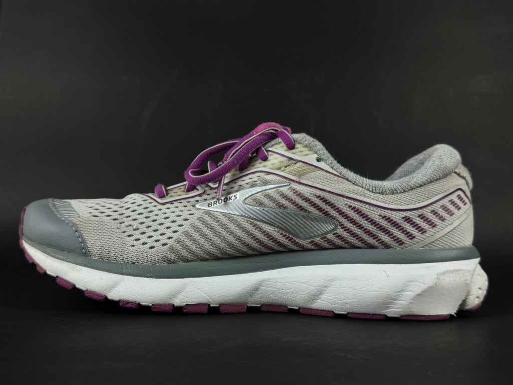 Brooks Ghost 12