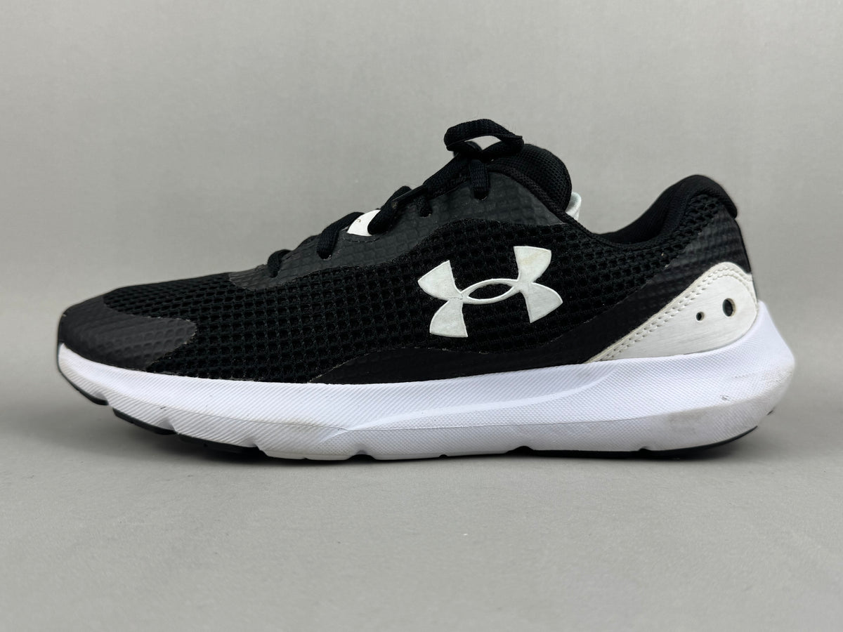 Under Armour Surge 3