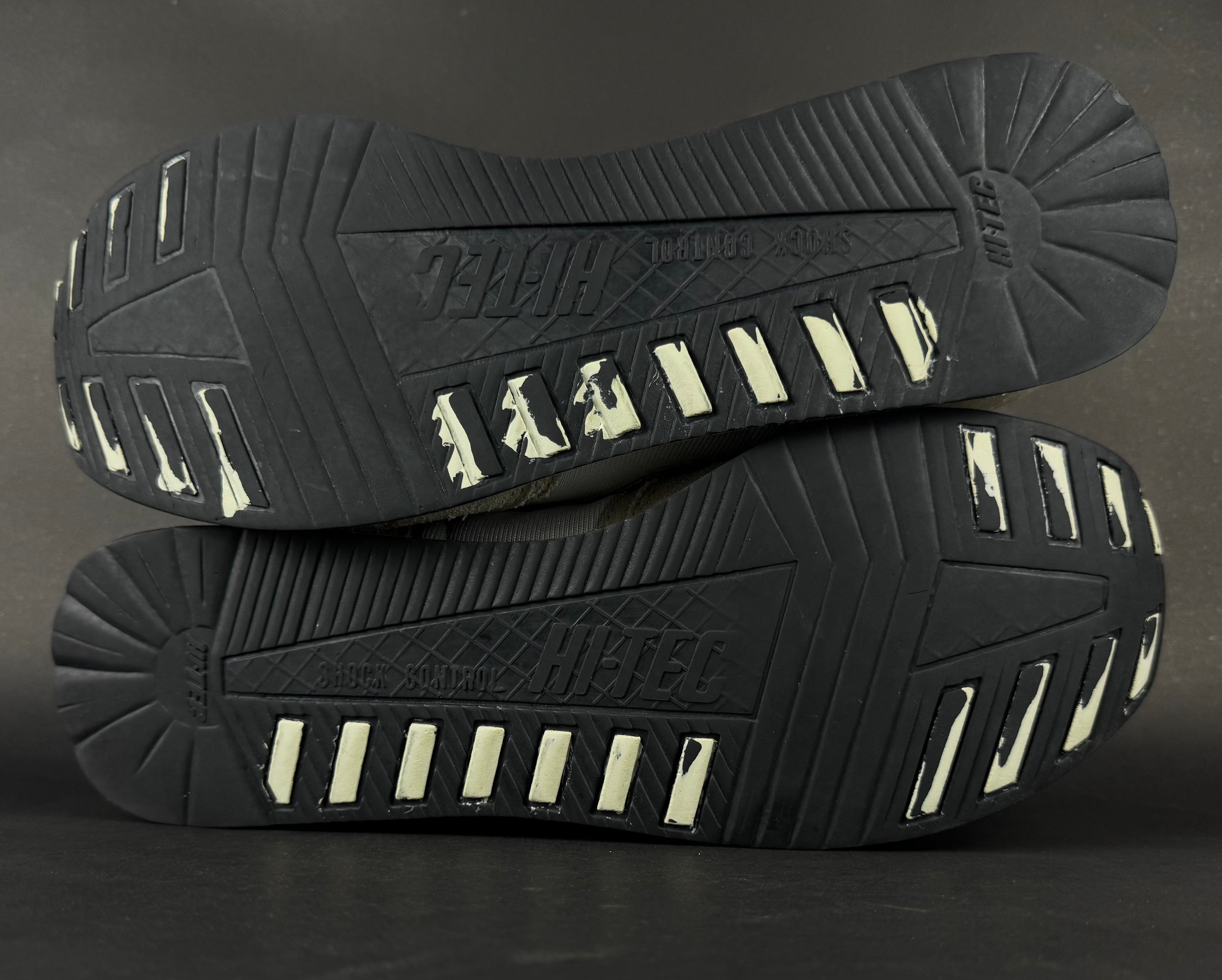 Hi-Tec Silver Shadow