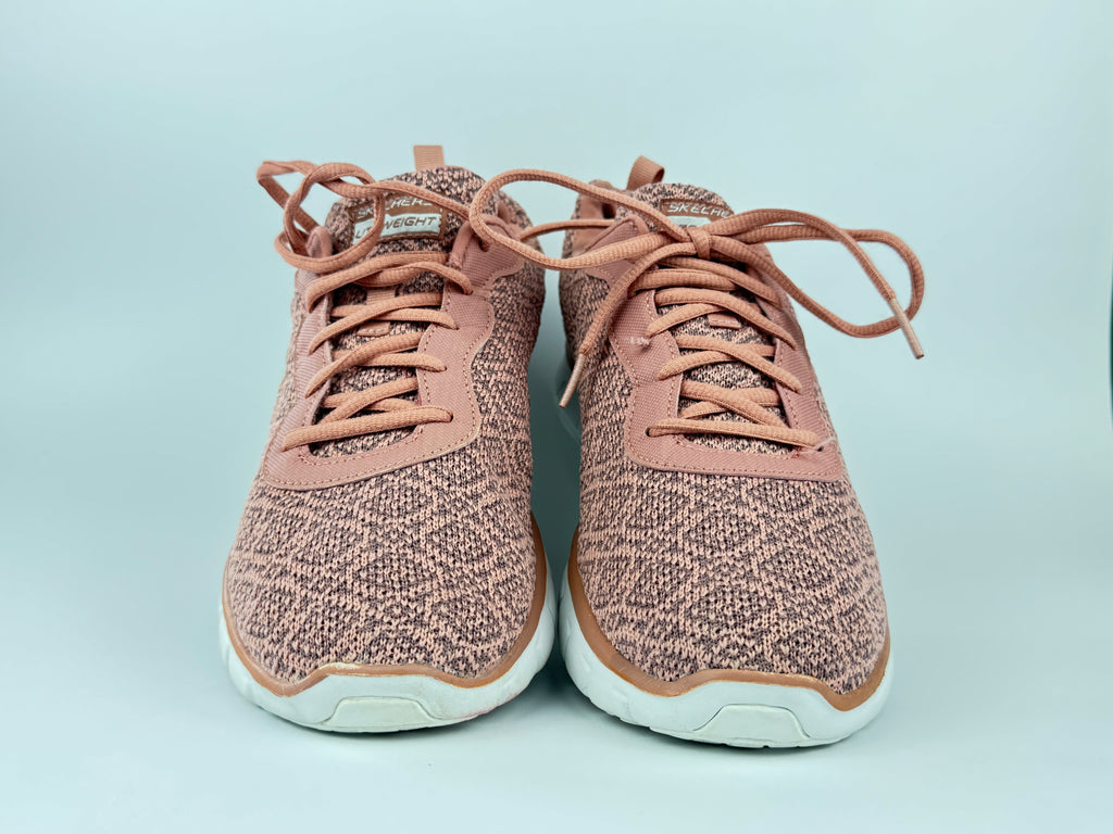 Sketchers Light Weight