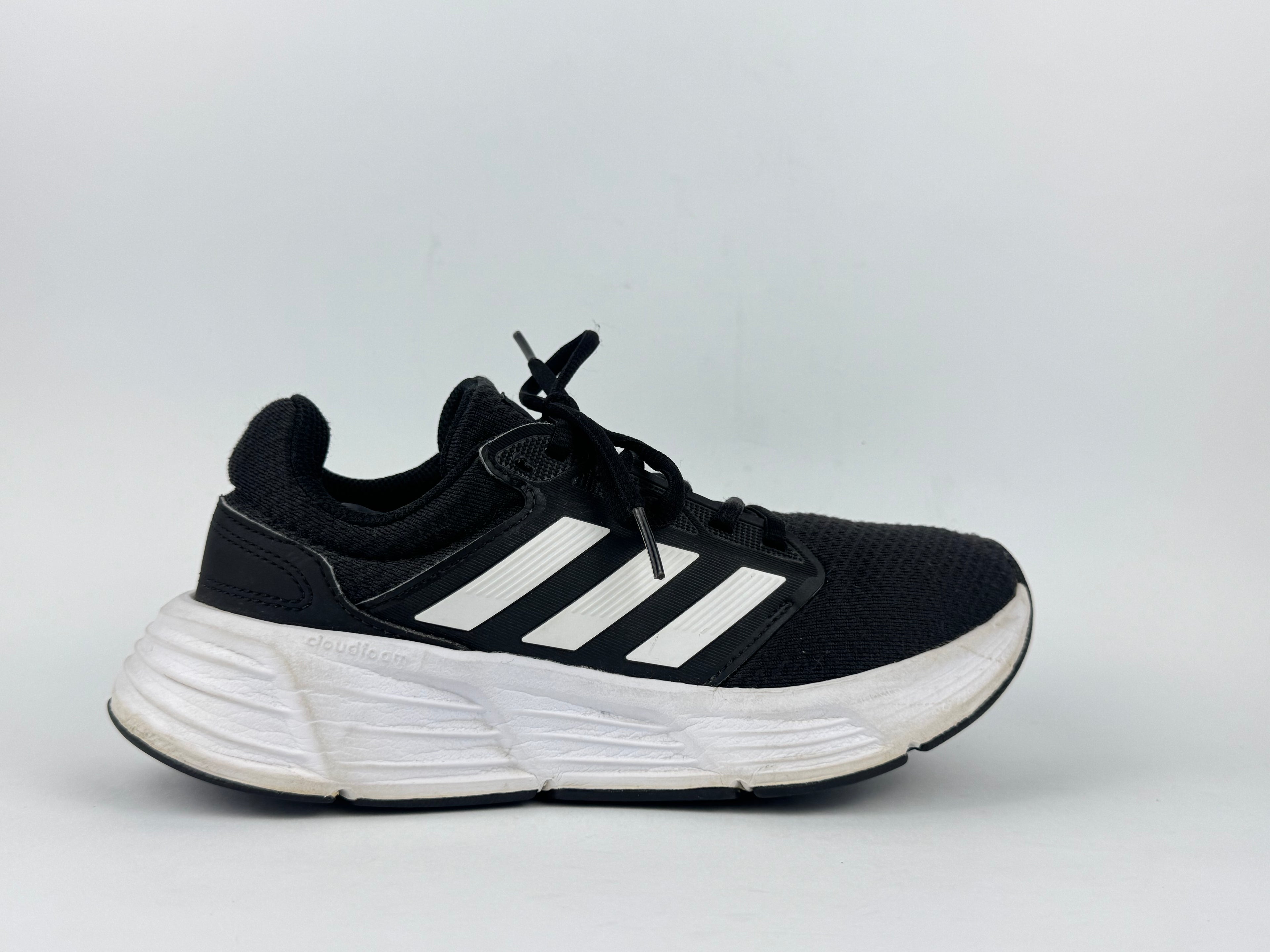 Adidas Galaxy 6 running