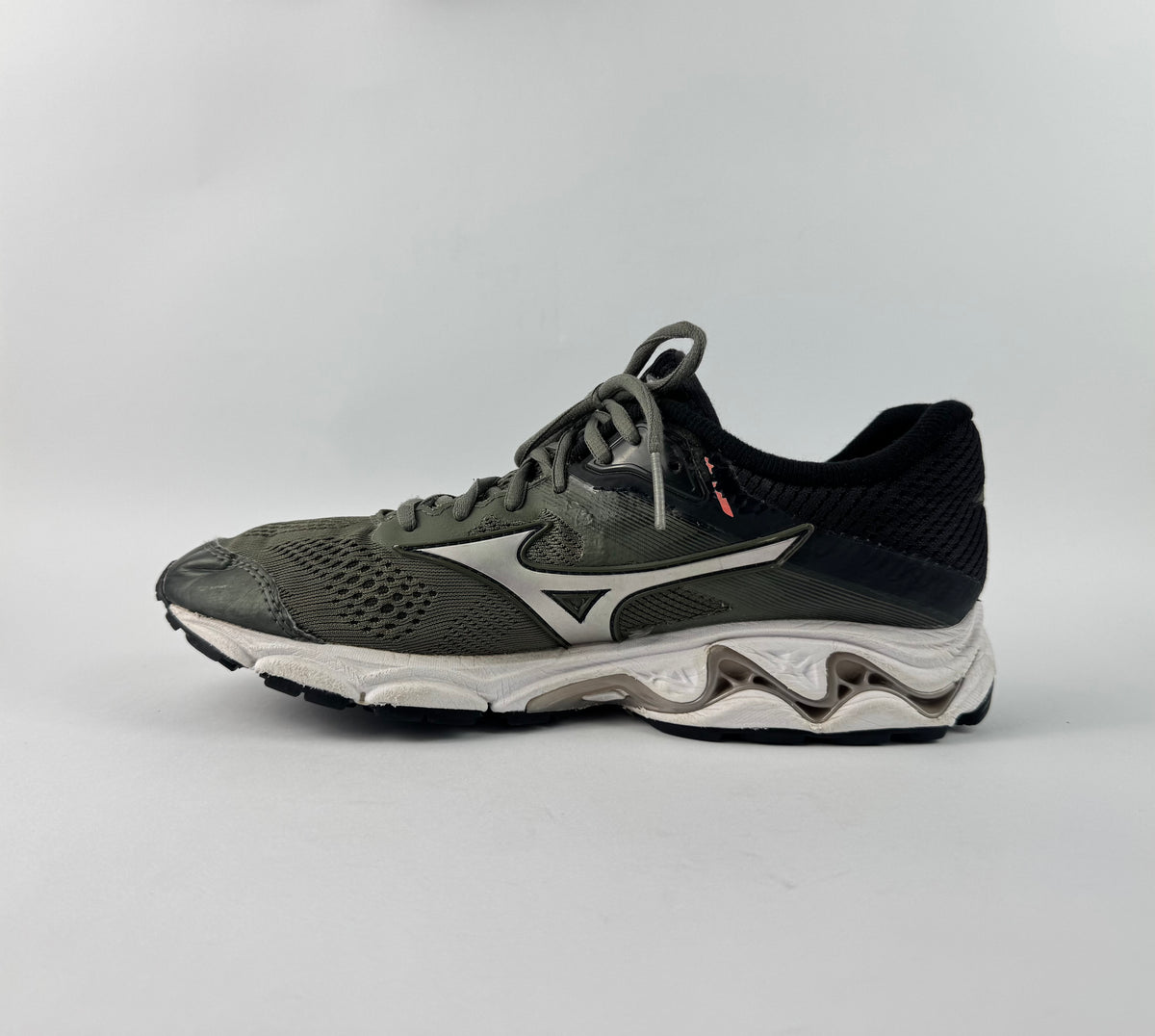 Mizuno Wave Inspire