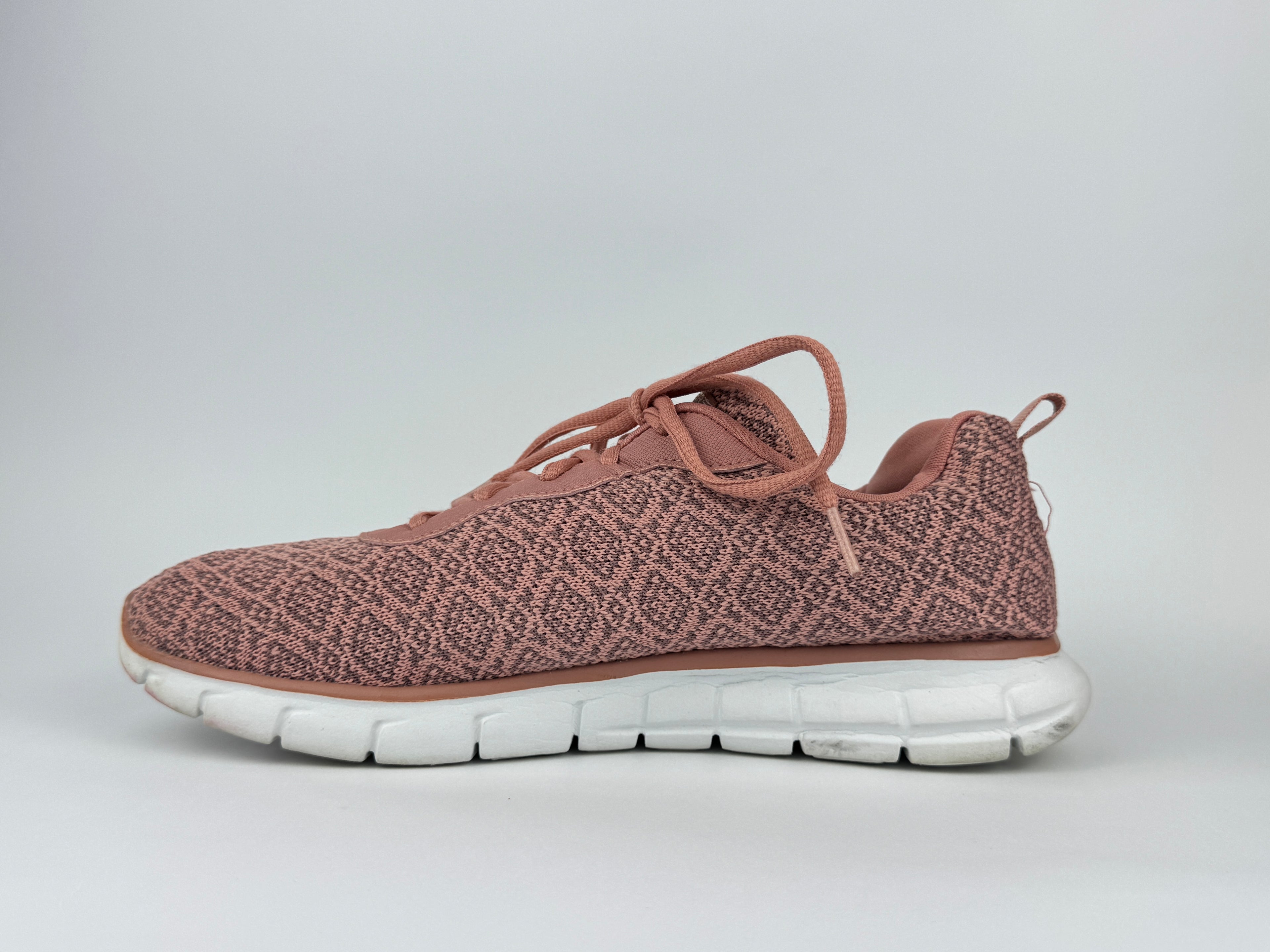 Sketchers Light Weight