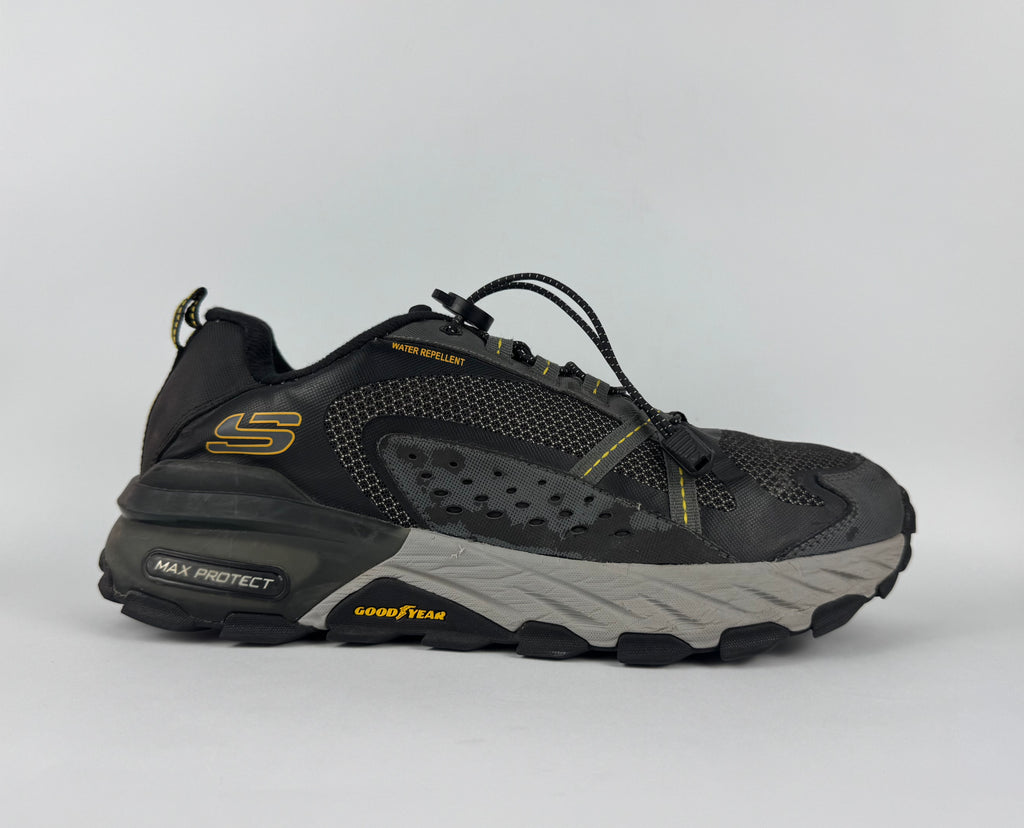 Skechers Max Protect