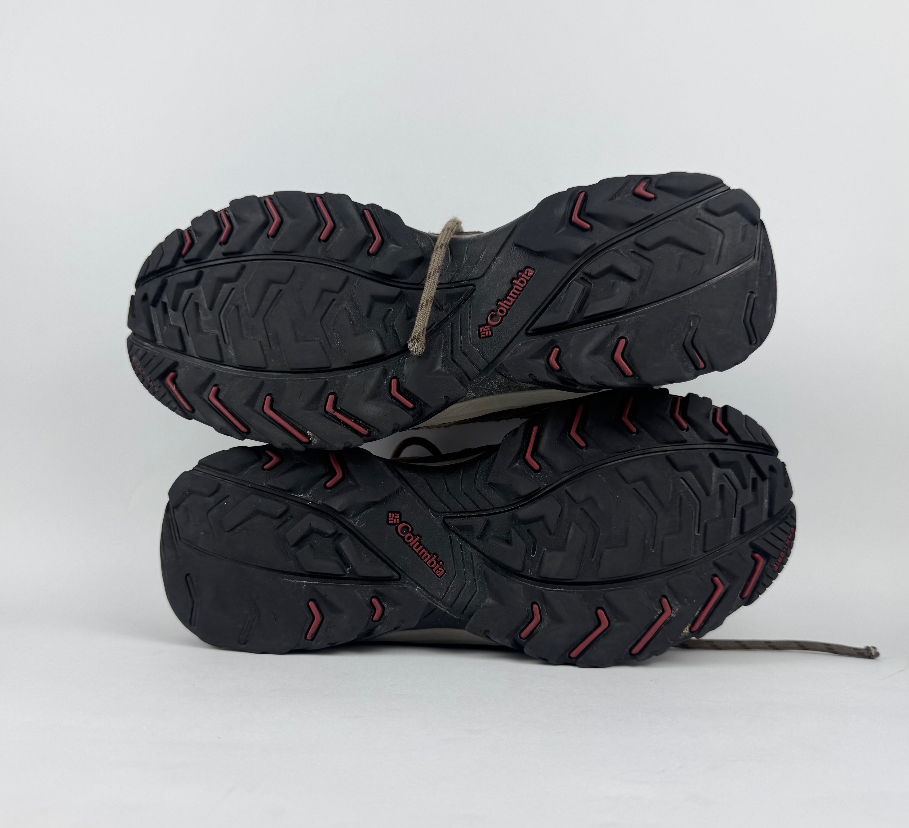 Columbia Redmond XT Leather Omni-Tech Hiking