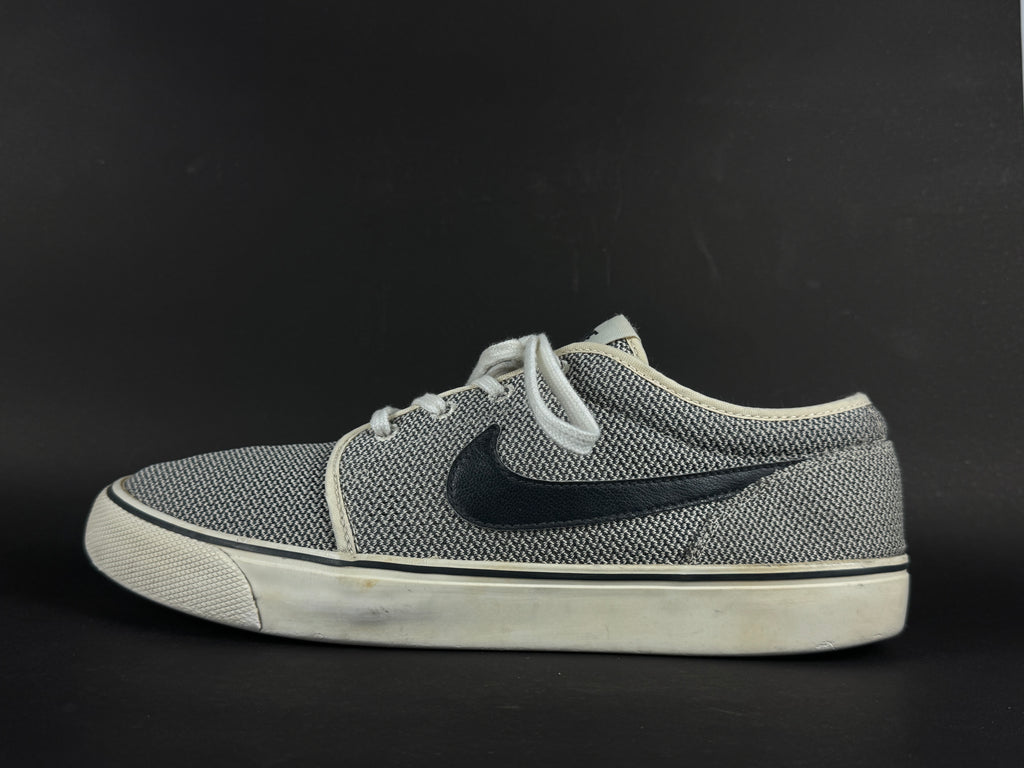 Nike Toki Low TXT