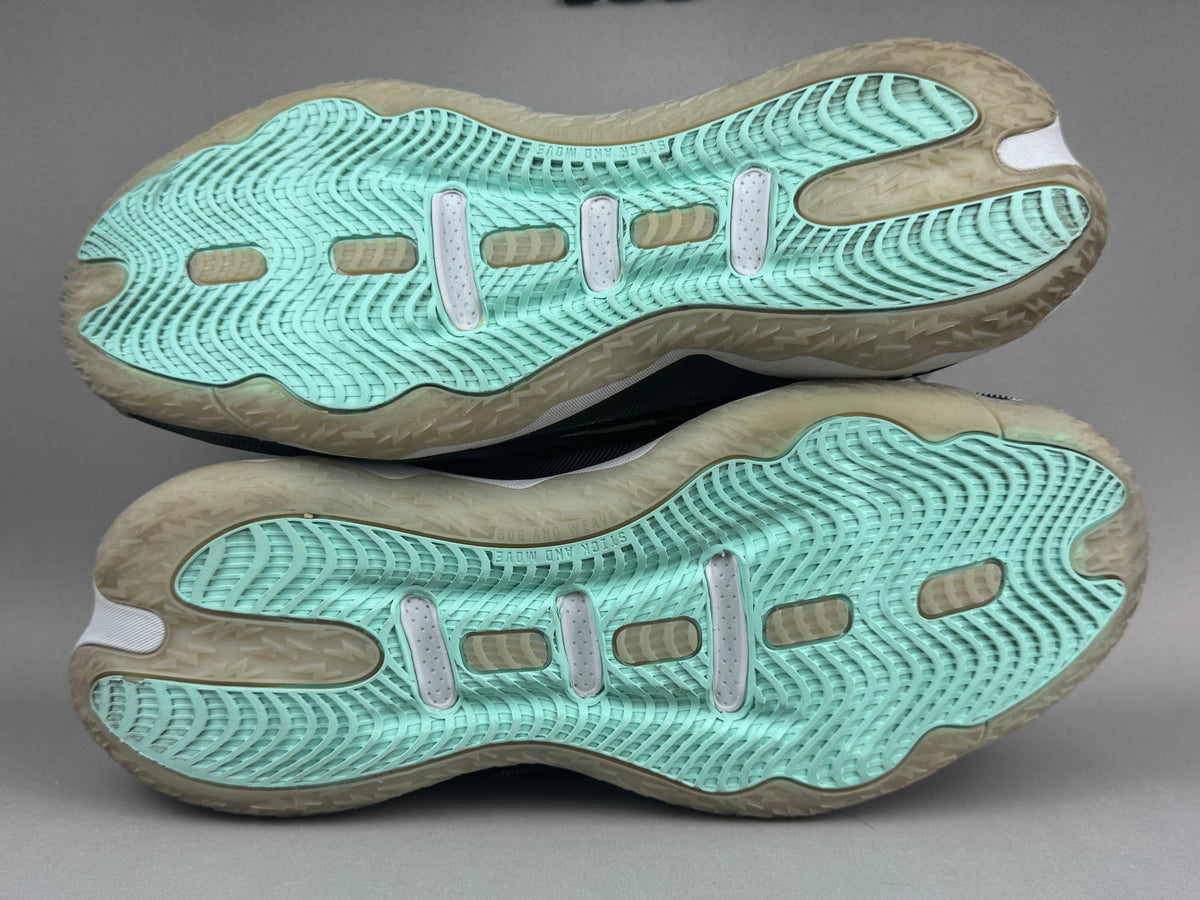Adidas Dame 8