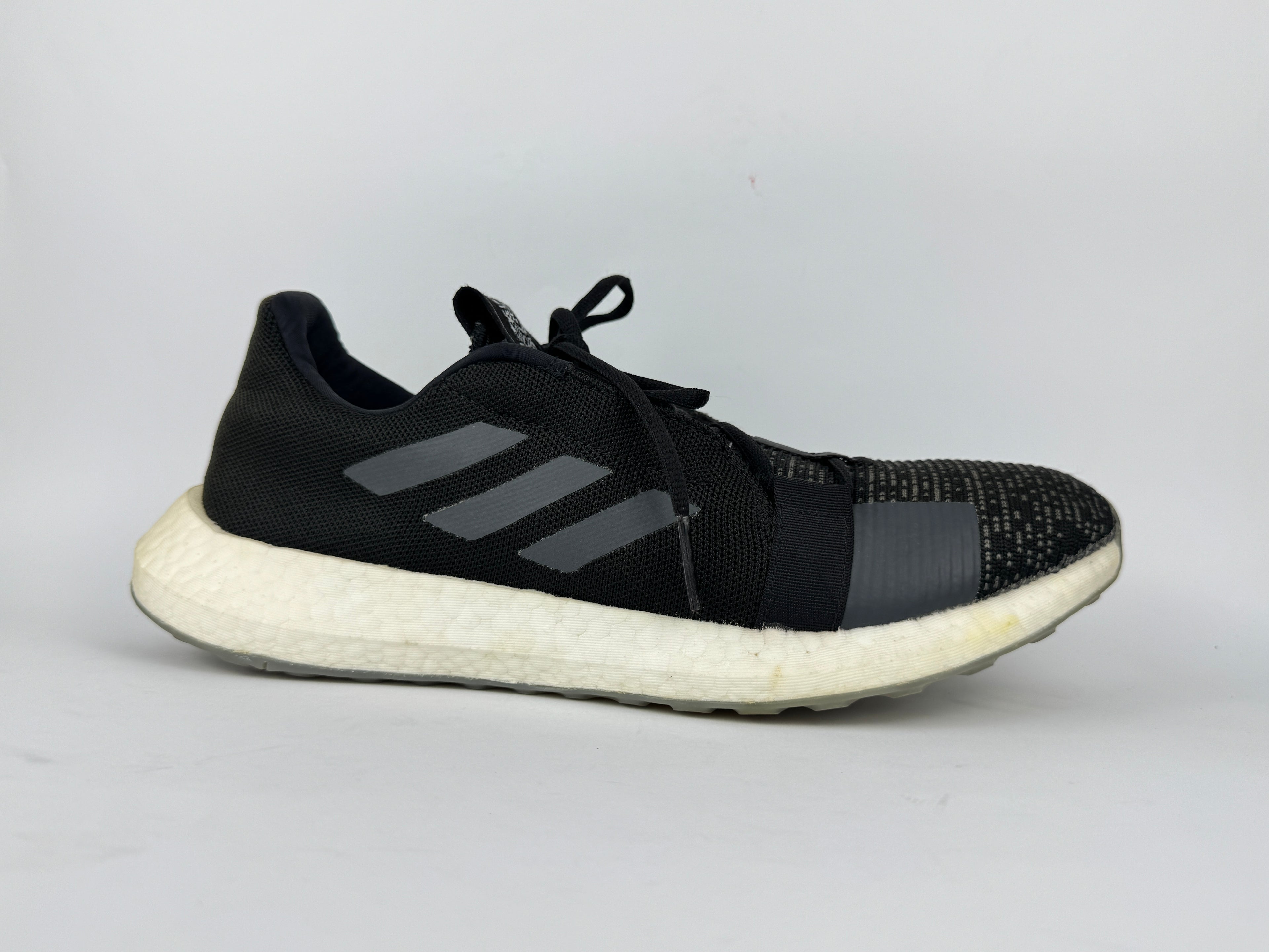 ADIDAS SENCEBOOST GO
