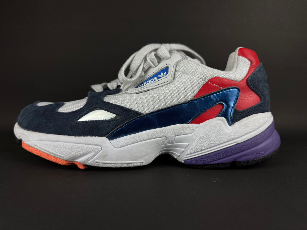 Adidas Falcon W