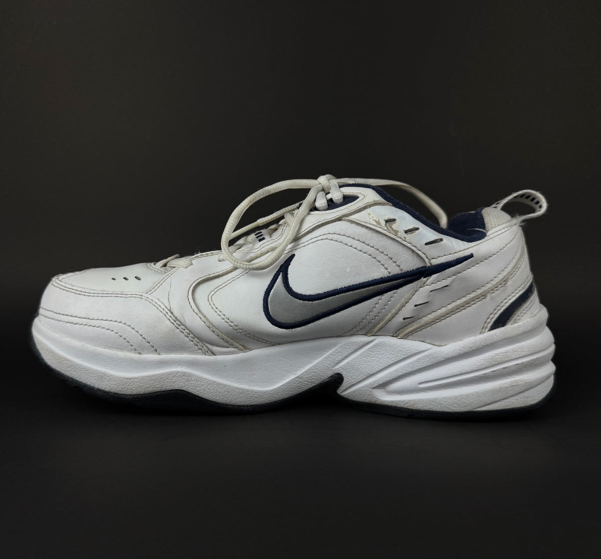 Nike Air Monarch