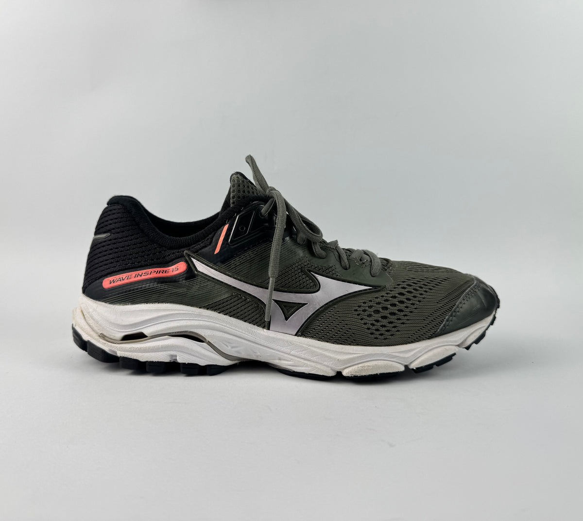 Mizuno Wave Inspire