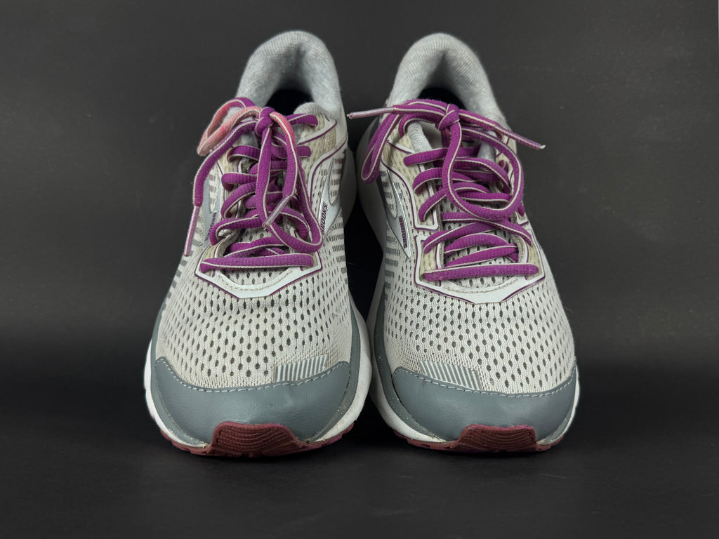 Brooks Ghost 12