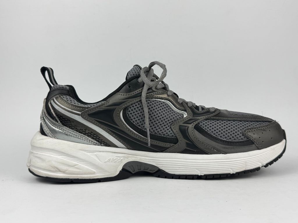 Avia 5000[UK9.5]
