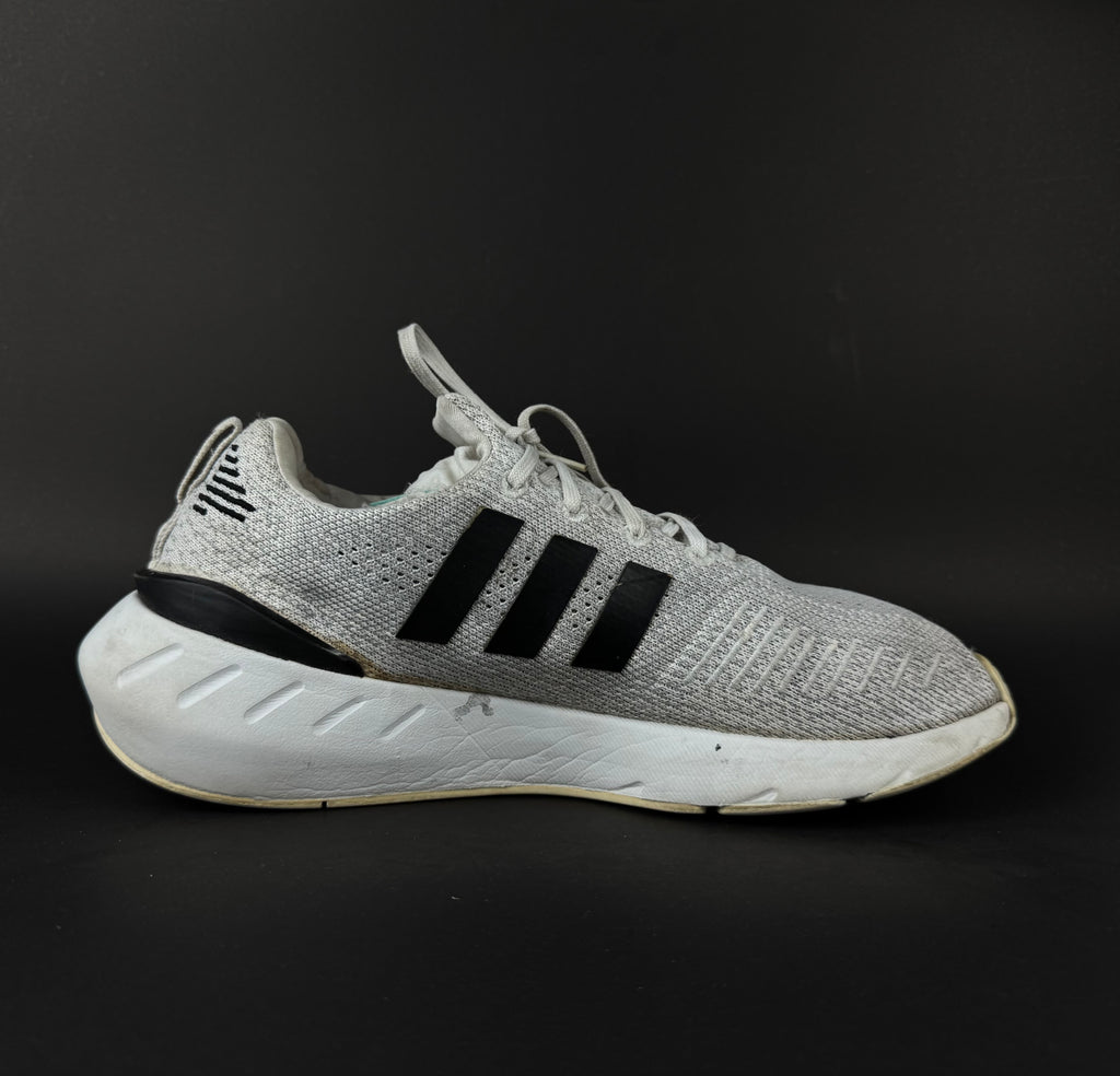 Adidas Swift Run