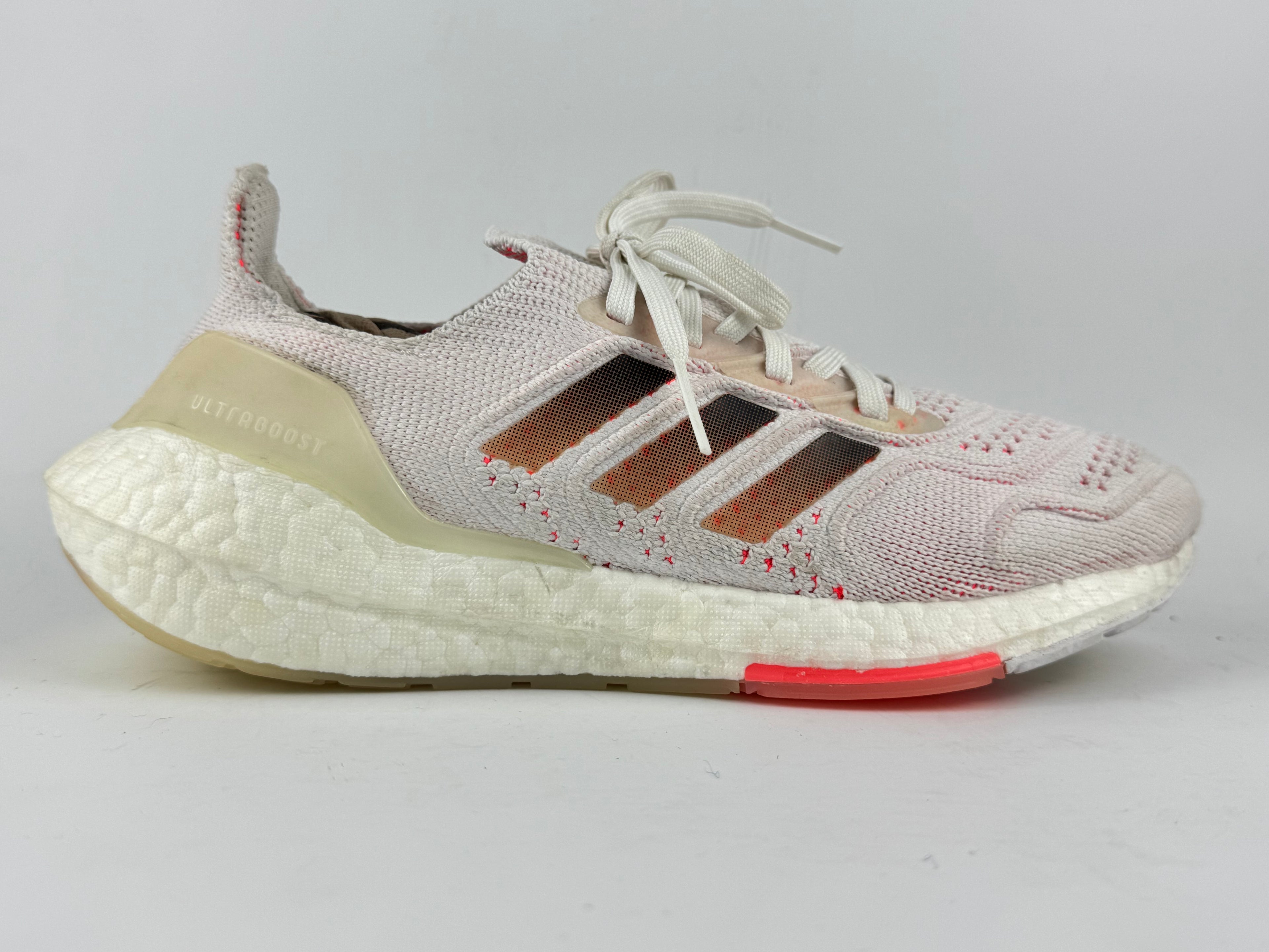 Adidas Ultraboost 22