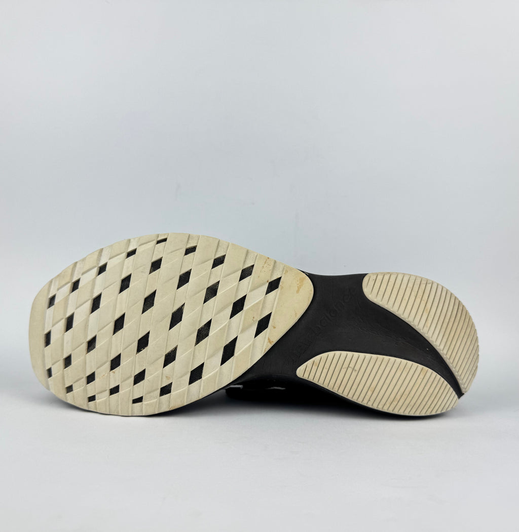 New Balance Men's Ventr V1 Running