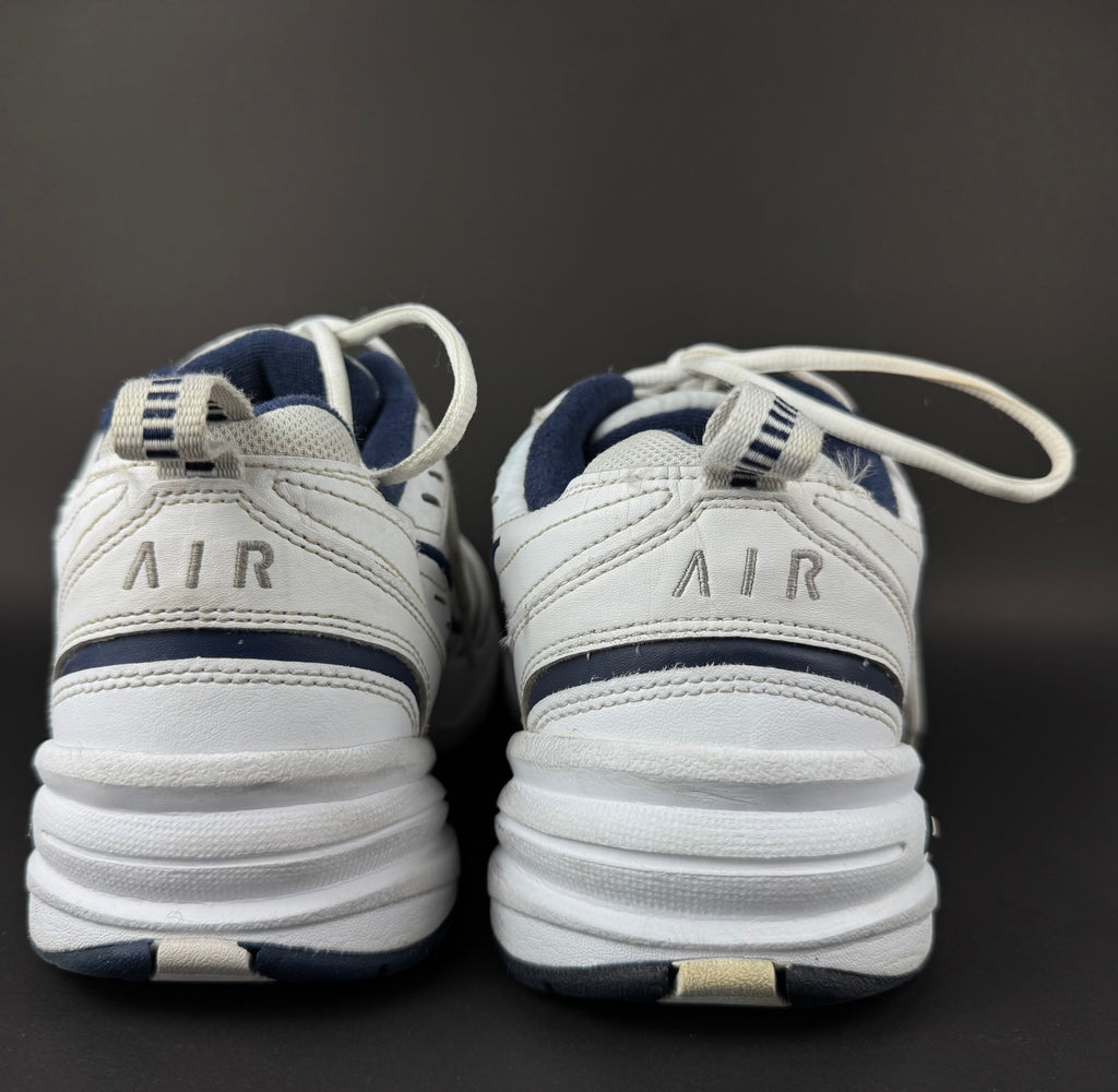 Nike Air Monarch